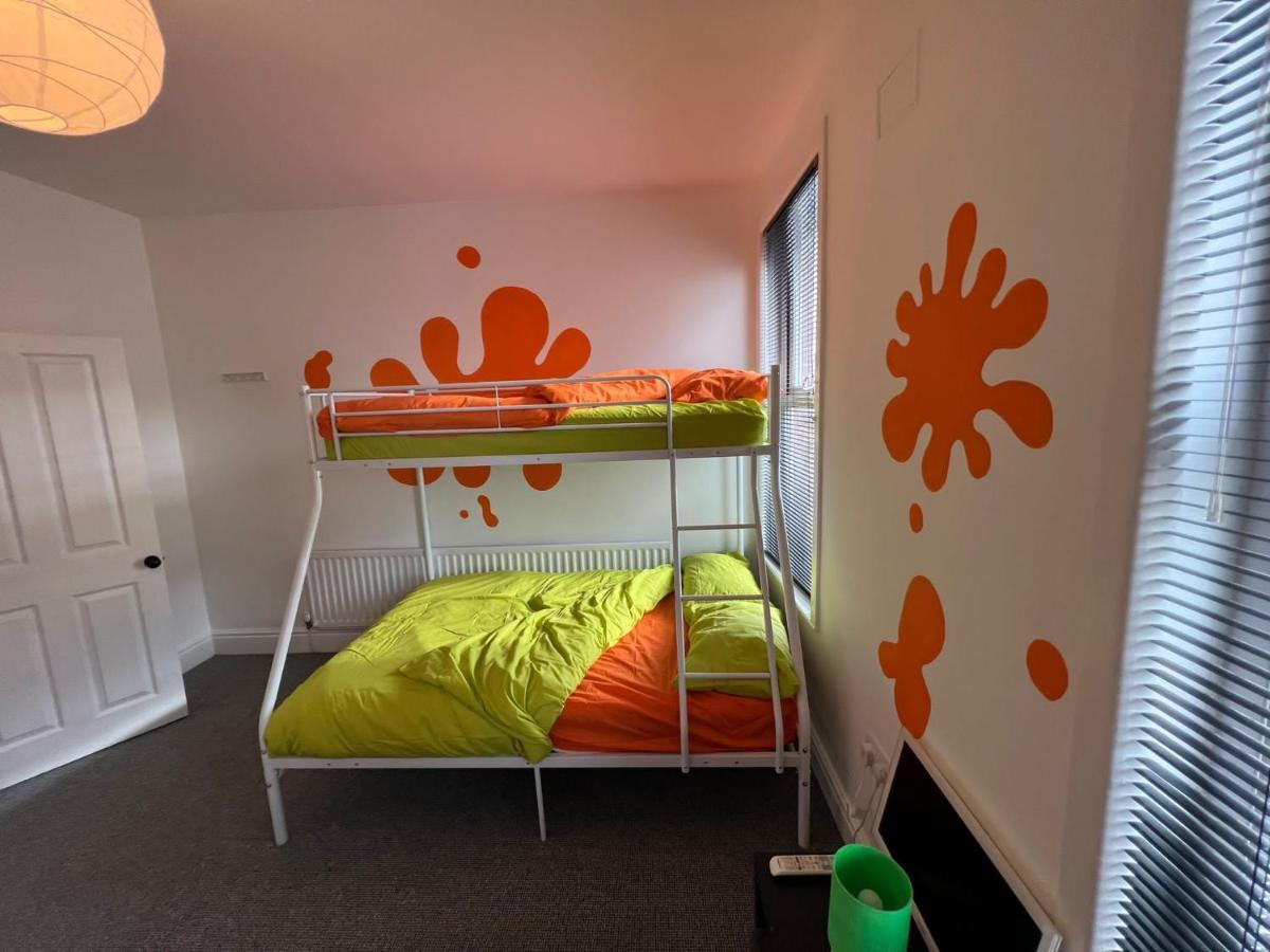 Nickelodeon House Great For Kids Villa Blackpool Esterno foto