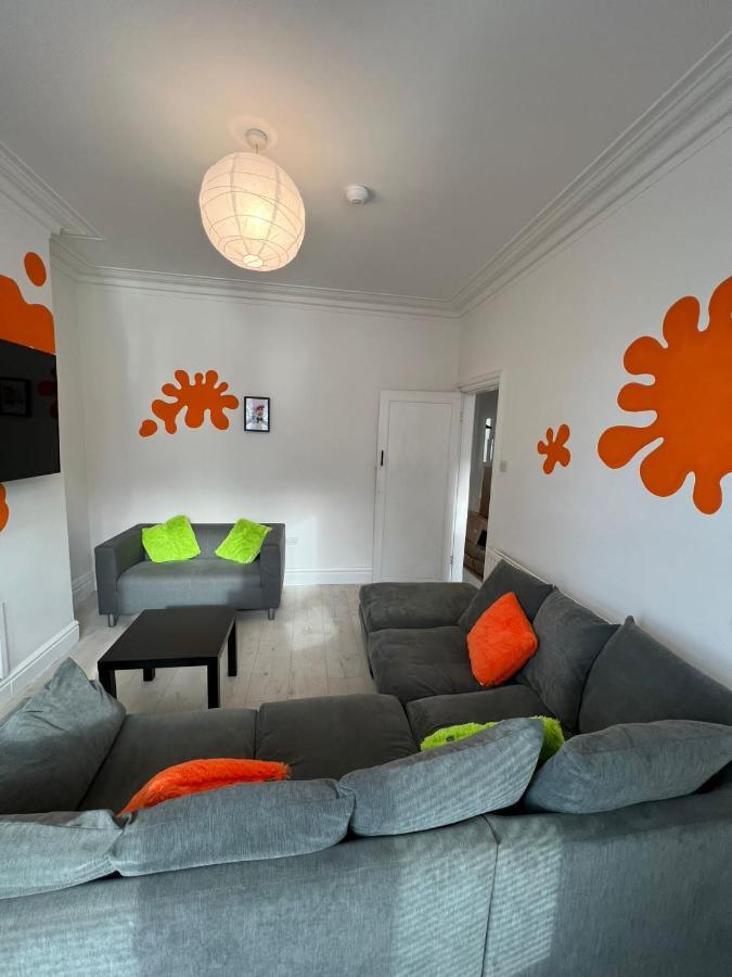 Nickelodeon House Great For Kids Villa Blackpool Esterno foto