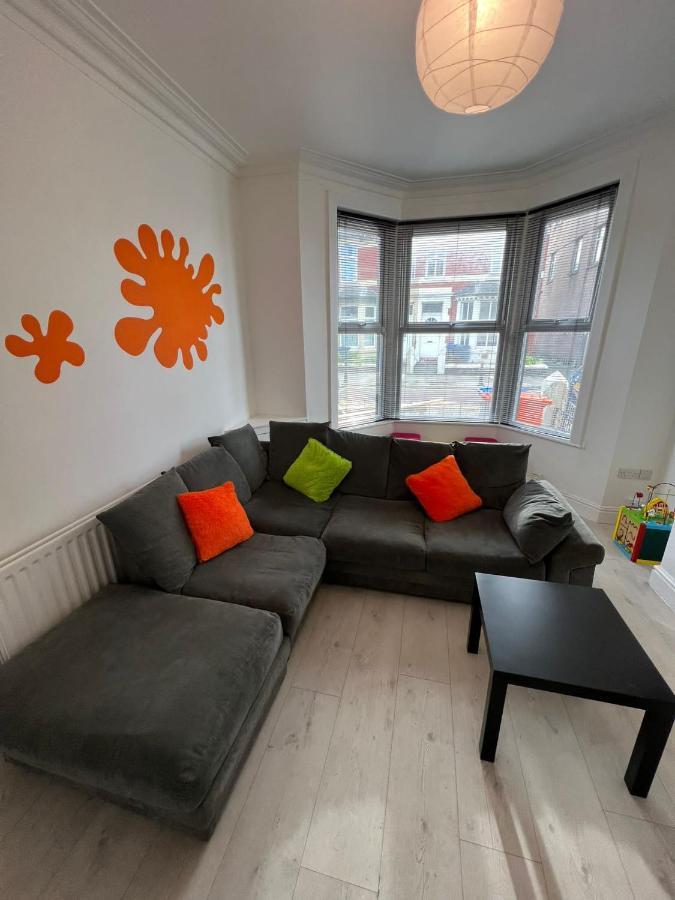 Nickelodeon House Great For Kids Villa Blackpool Esterno foto
